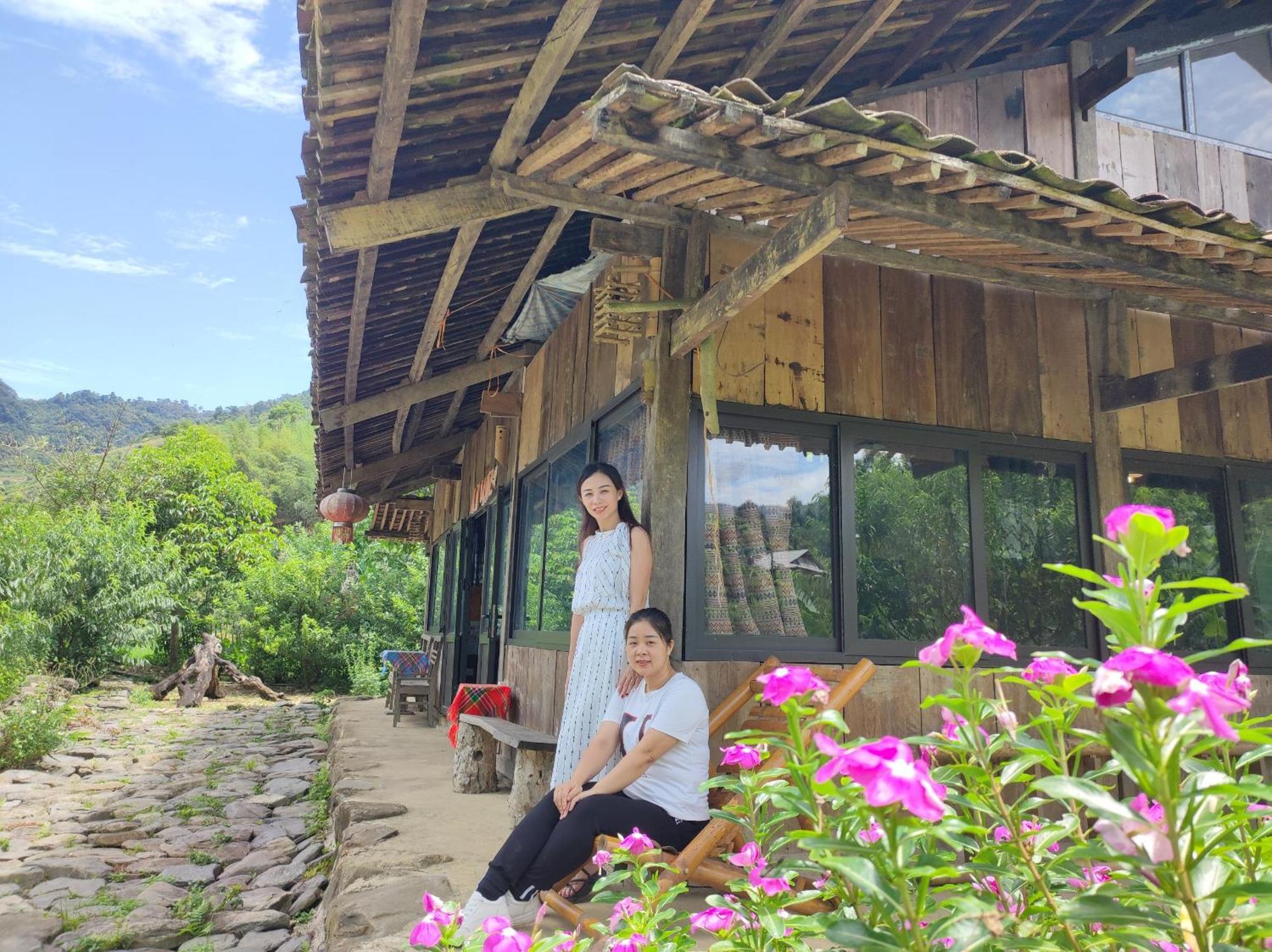 Lung Muoi Homestay Na Giao Eksteriør billede